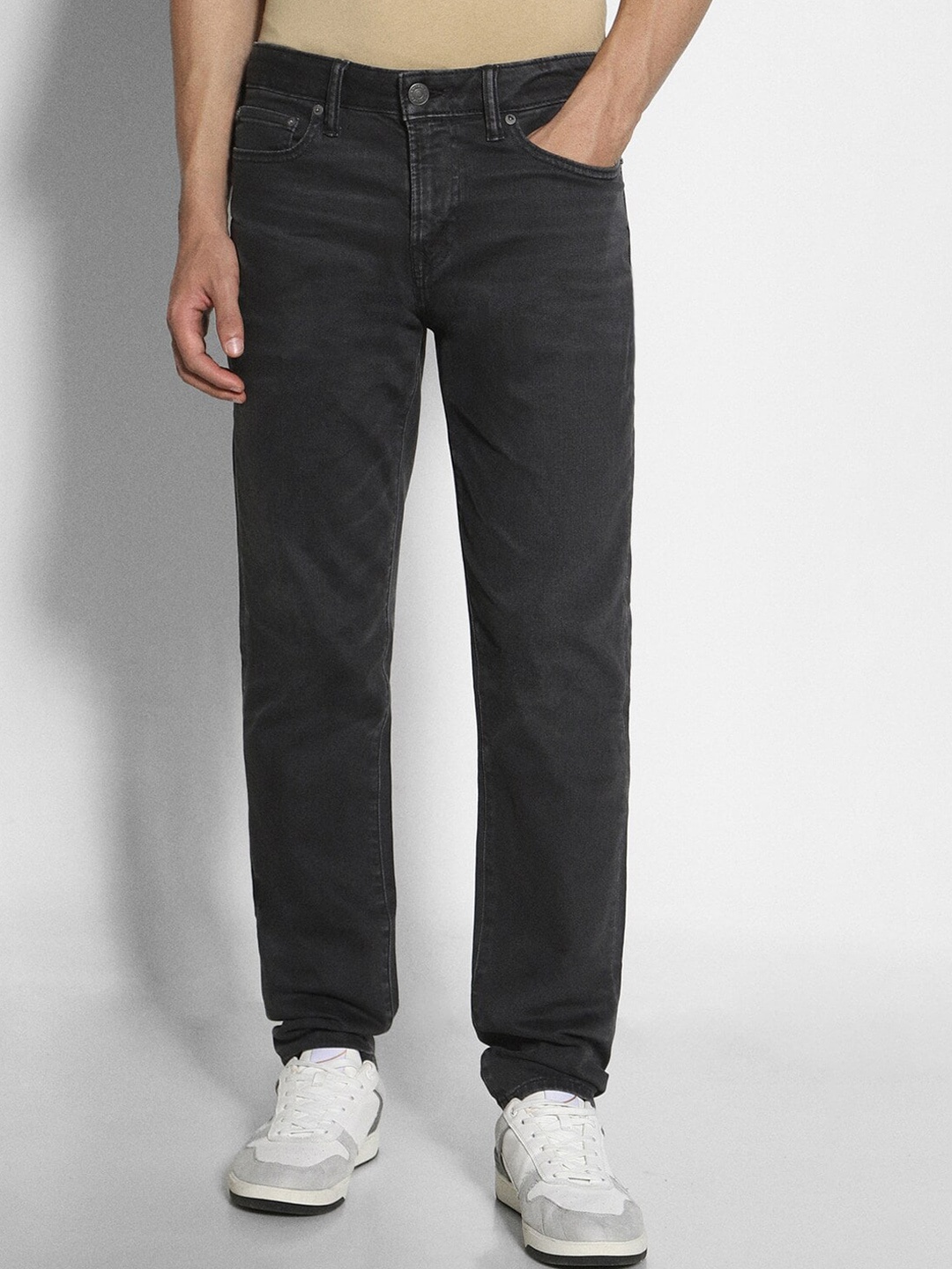 

AMERICAN EAGLE OUTFITTERS Men Slim Fit Clean Look Stretchable Jeans, Grey