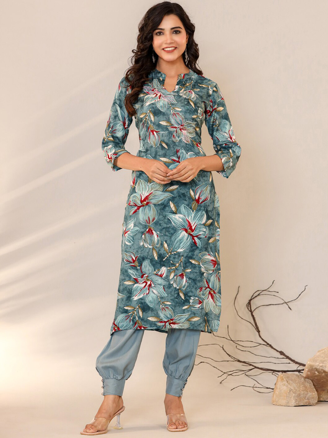 

Readiprint Fashions Floral Foil Printed Beads and Stones Pure Silk Kurta With Harem Pants, Blue