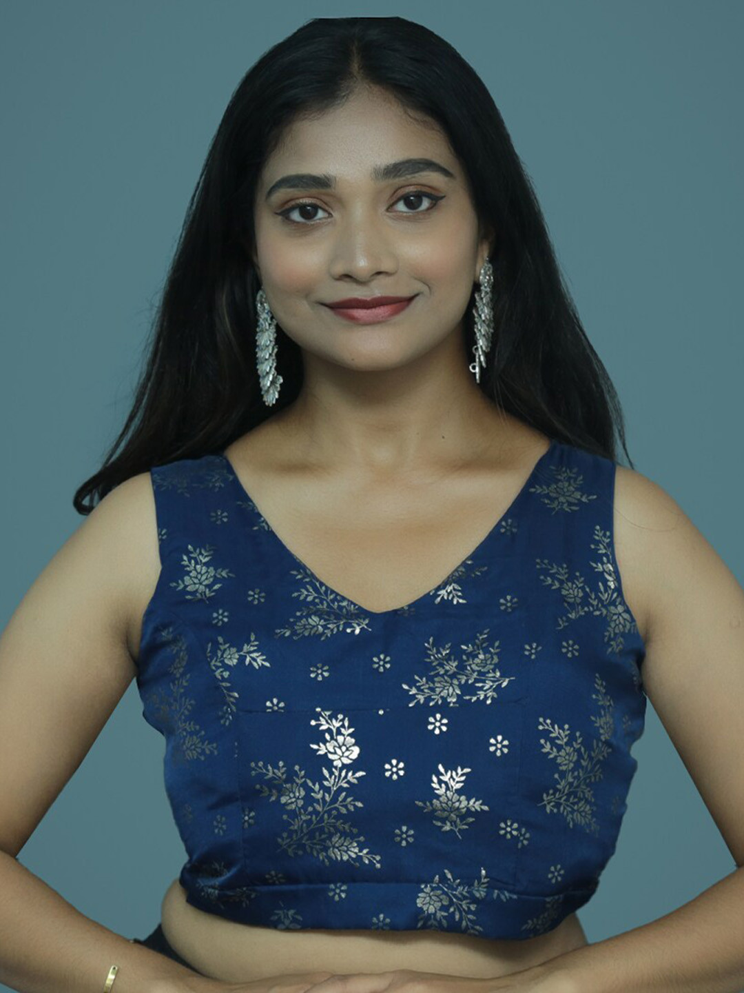 

PUSHKARA Printed V-Neck Pure Cotton Saree Blouse, Navy blue