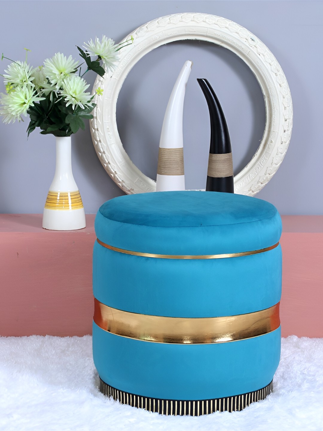 

Shadowkart Wooden Ottomans, Na