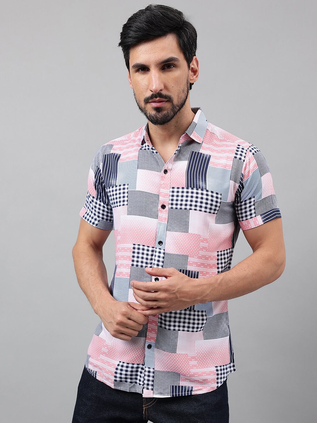 

Voroxy New Checked Spread Collar Short Sleeves Casual Shirt, Pink