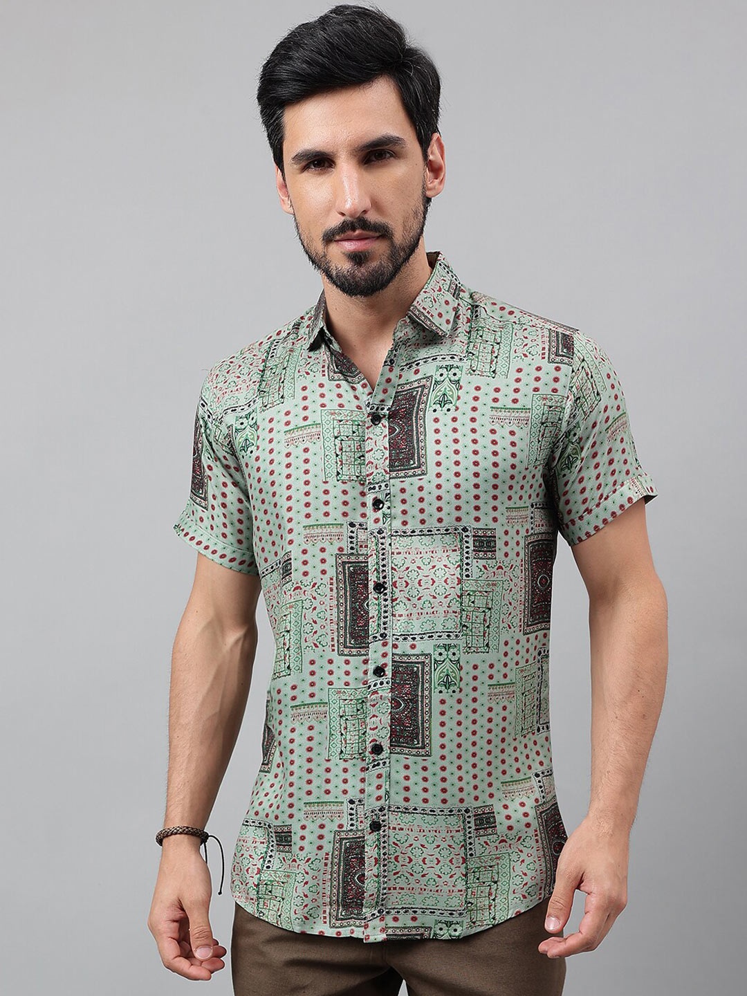 

Voroxy New Ethnic Motifs Printed Spread Collar Casual Shirt, Green