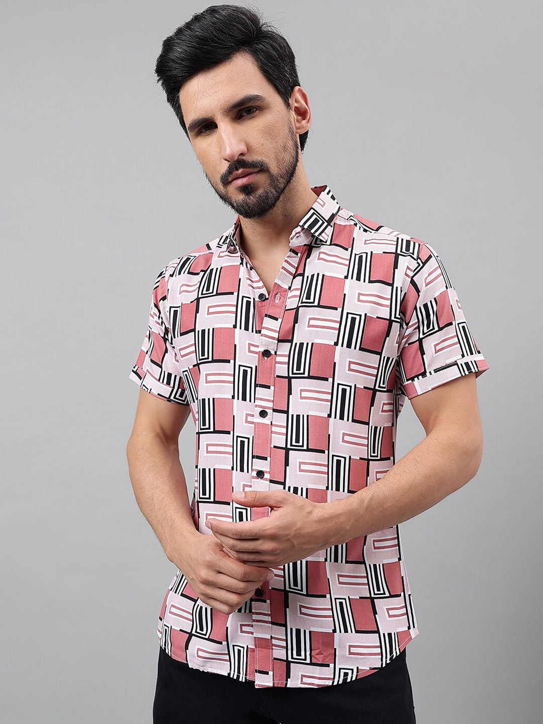 

Voroxy Geometric Printed Casual Shirt, Pink