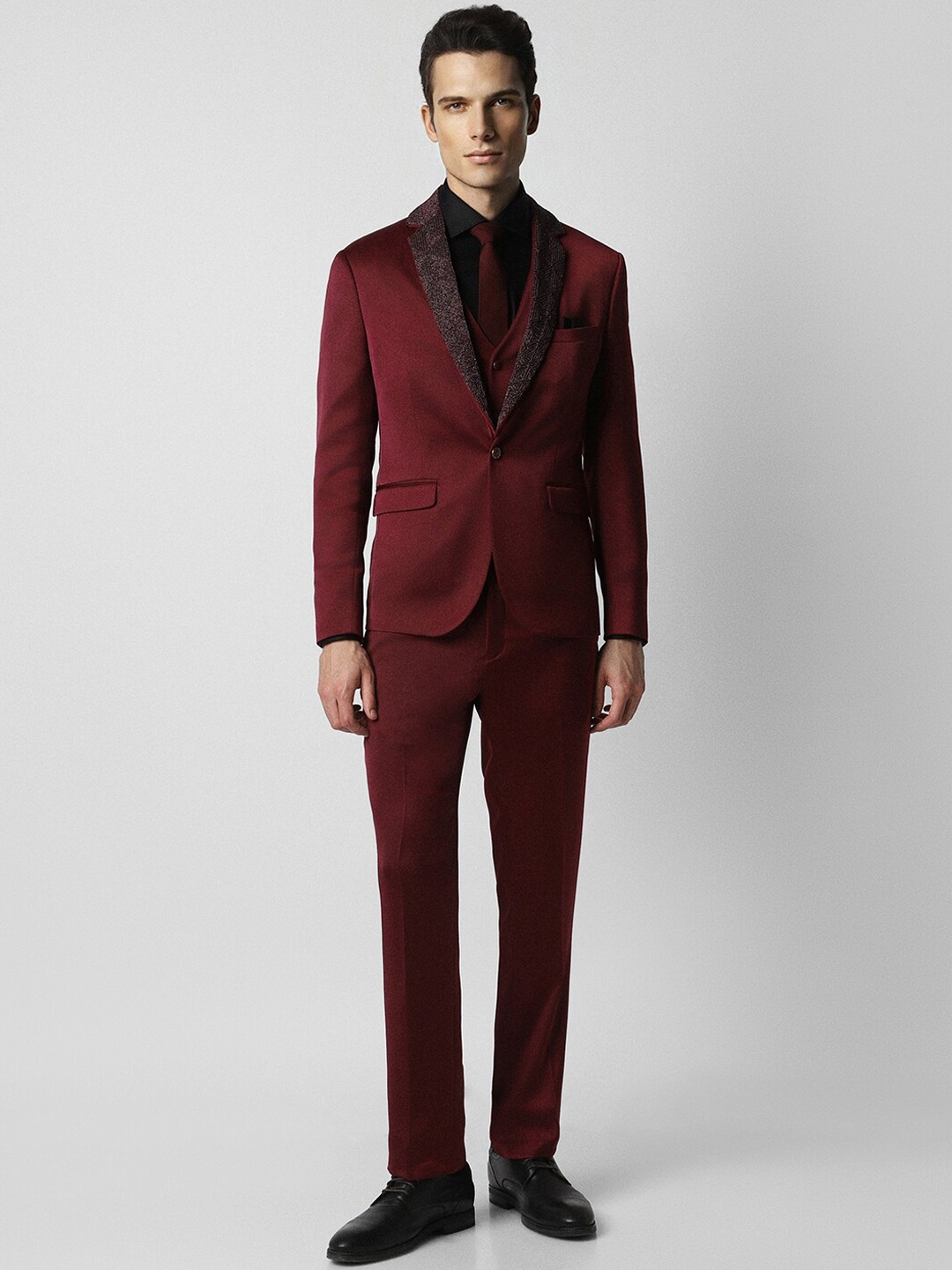 

V Dot Notched Lapel Long Sleeves Single-Breasted Slim Fit 3-Piece Suit, Maroon