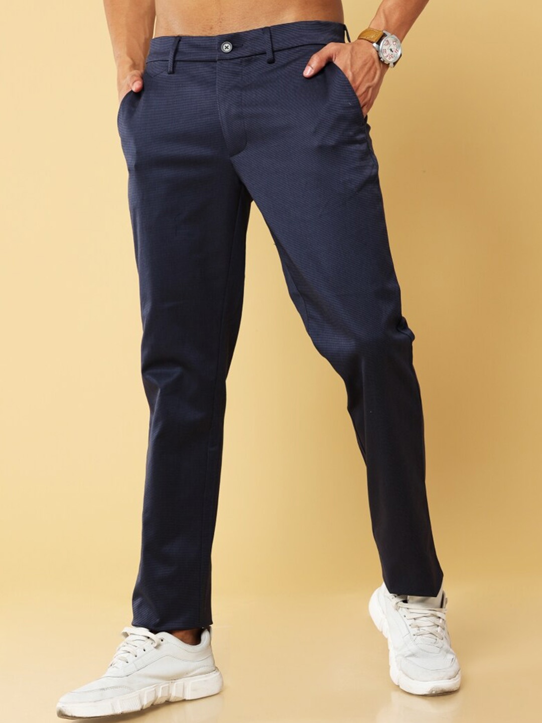 

Melvin Jones Men Self Design Textured Comfort Mid-Rise Trousers, Navy blue