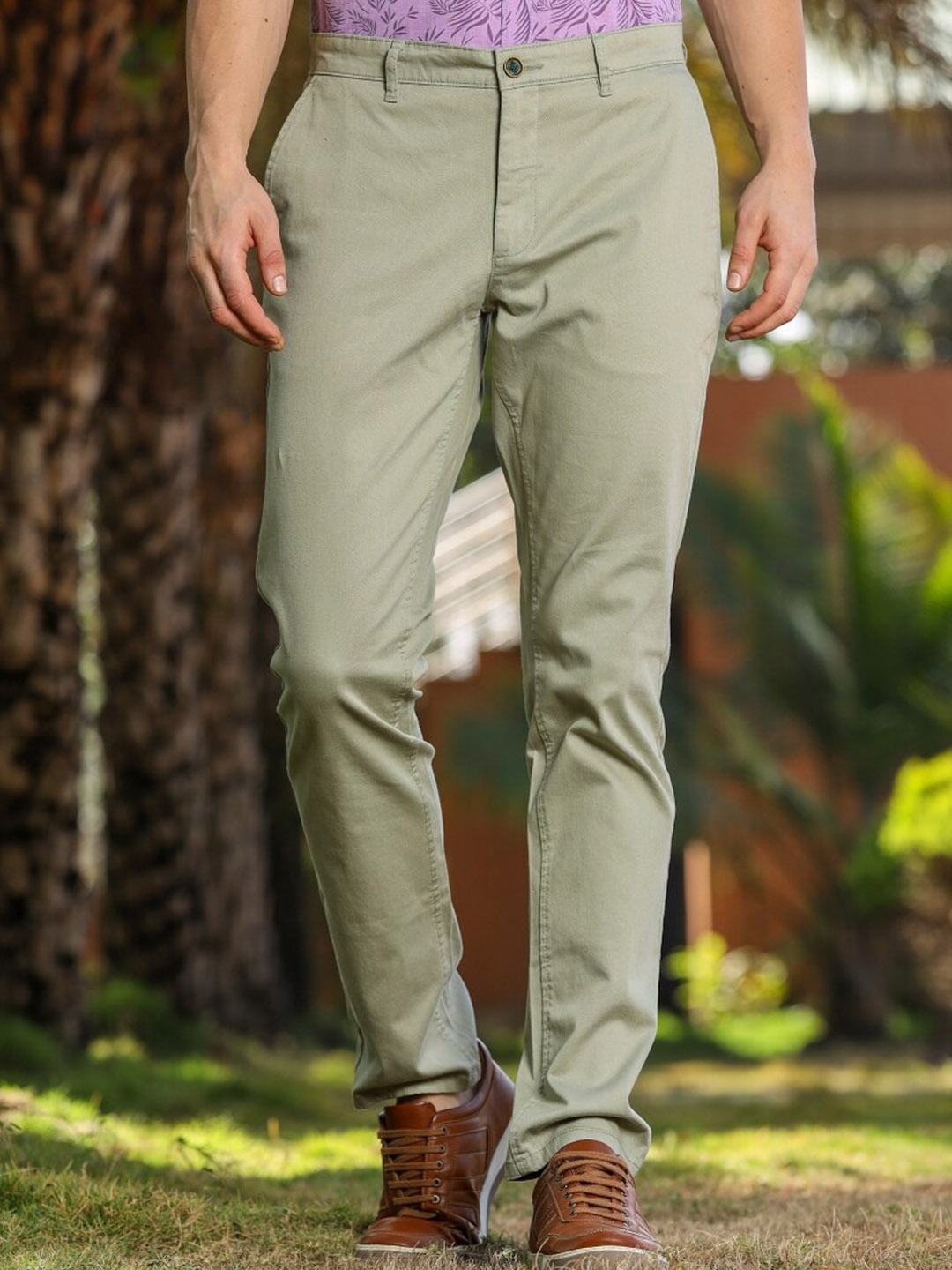 

Melvin Jones Men Comfort Mid-Rise Chinos Trouser, Olive