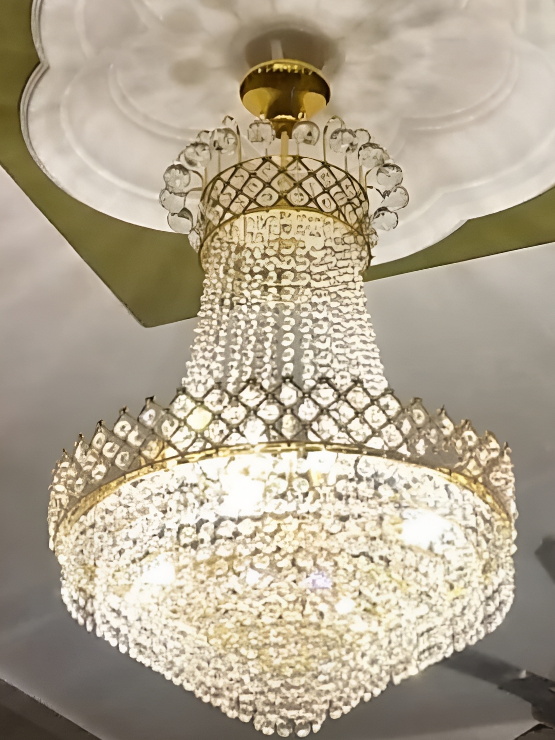 

SHRI MAHAL ANTIQUES White Crystal Jhumar Ceiling Lamp, Gold