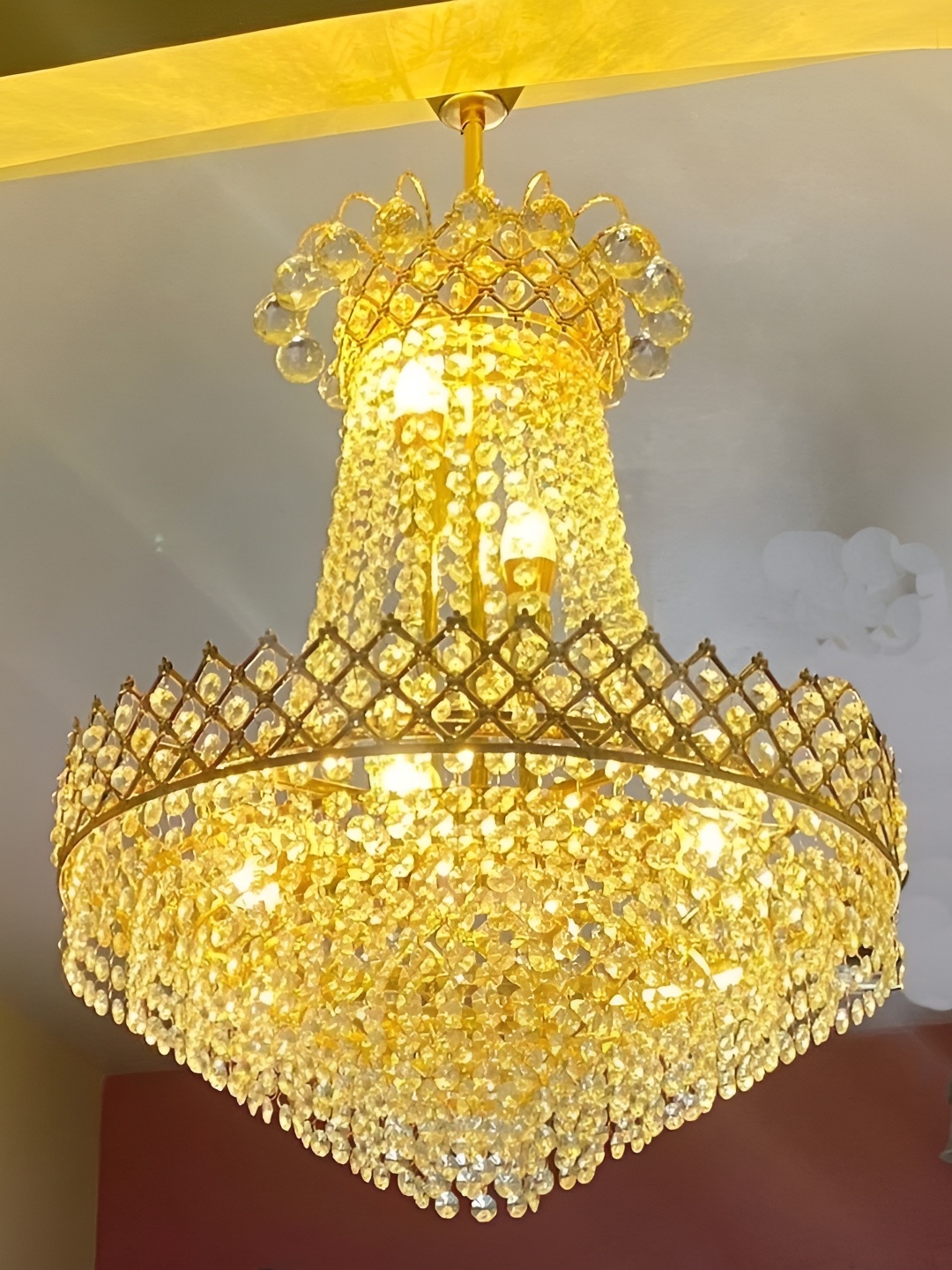 

SHRI MAHAL ANTIQUES Gold Toned Jhumar Ceiling Lamp