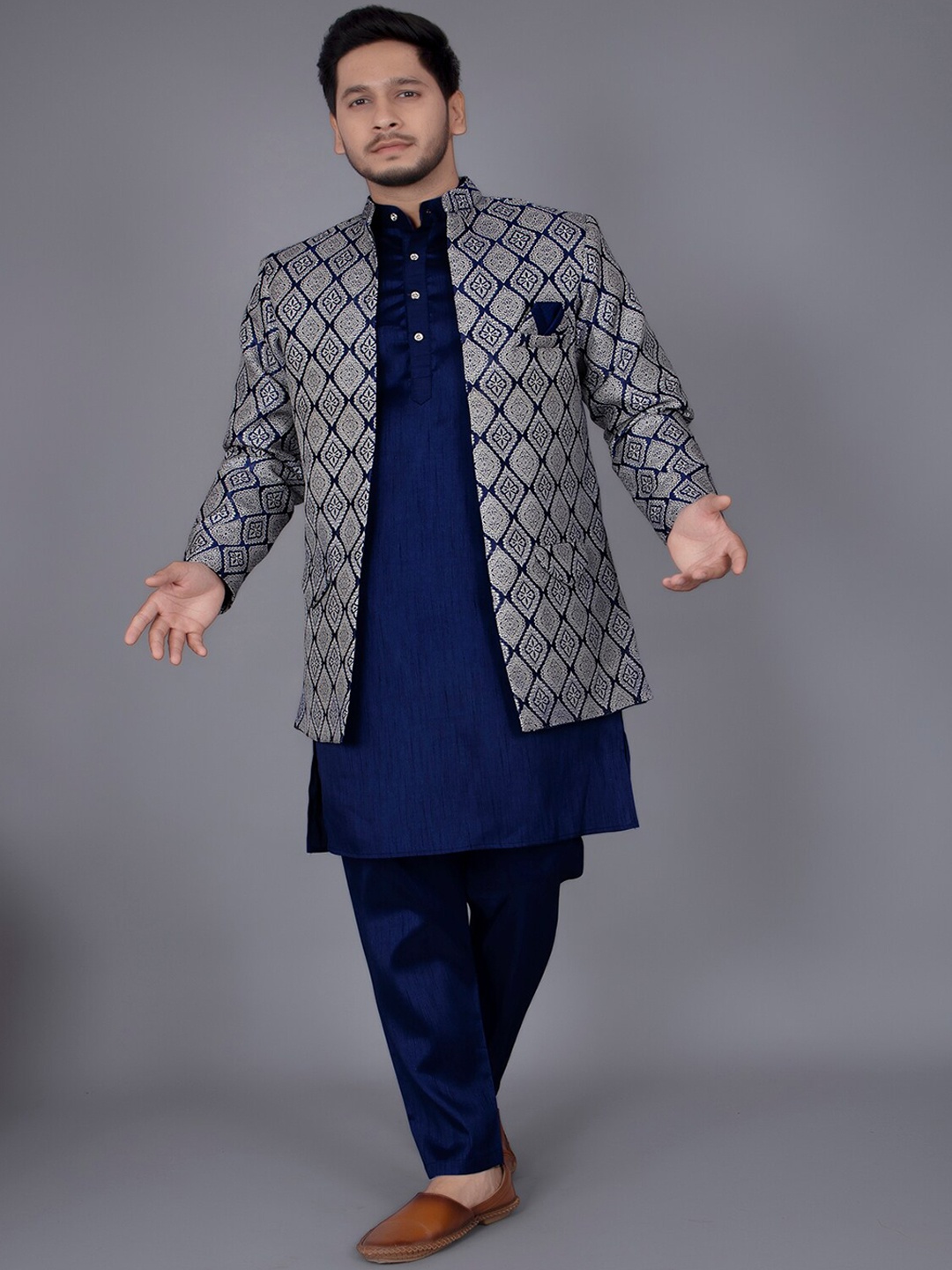 

amzira Self Design Cotton Sherwani Set, Blue