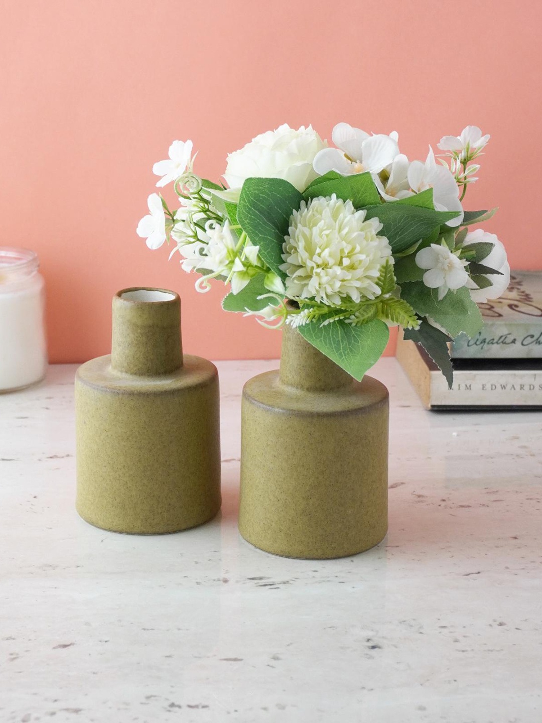 

The Decor Mart Brown 2 Pieces Round Ceramic Vases