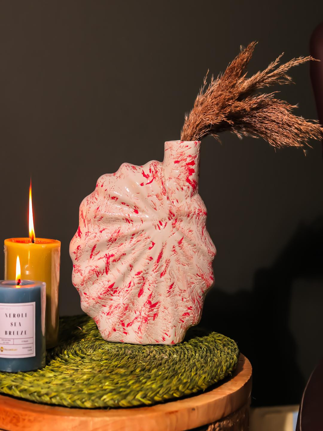 

The Decor Mart White & Pink Sprinkled Flower Ceramic Vase