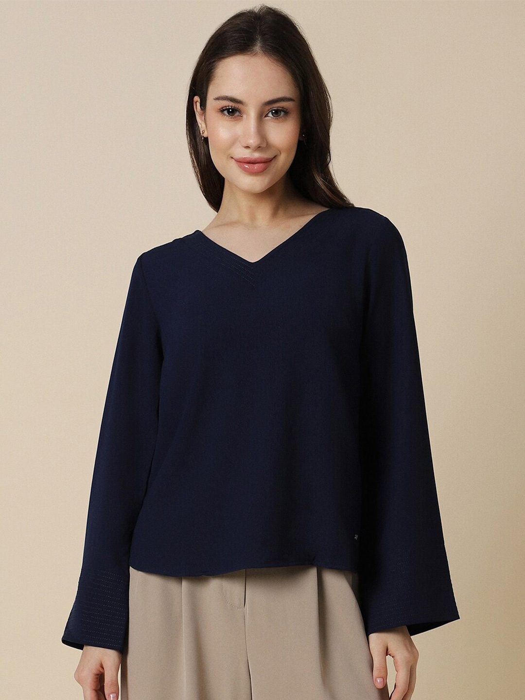 

Allen Solly Woman V-Neck Bell Sleeves Top, Navy blue