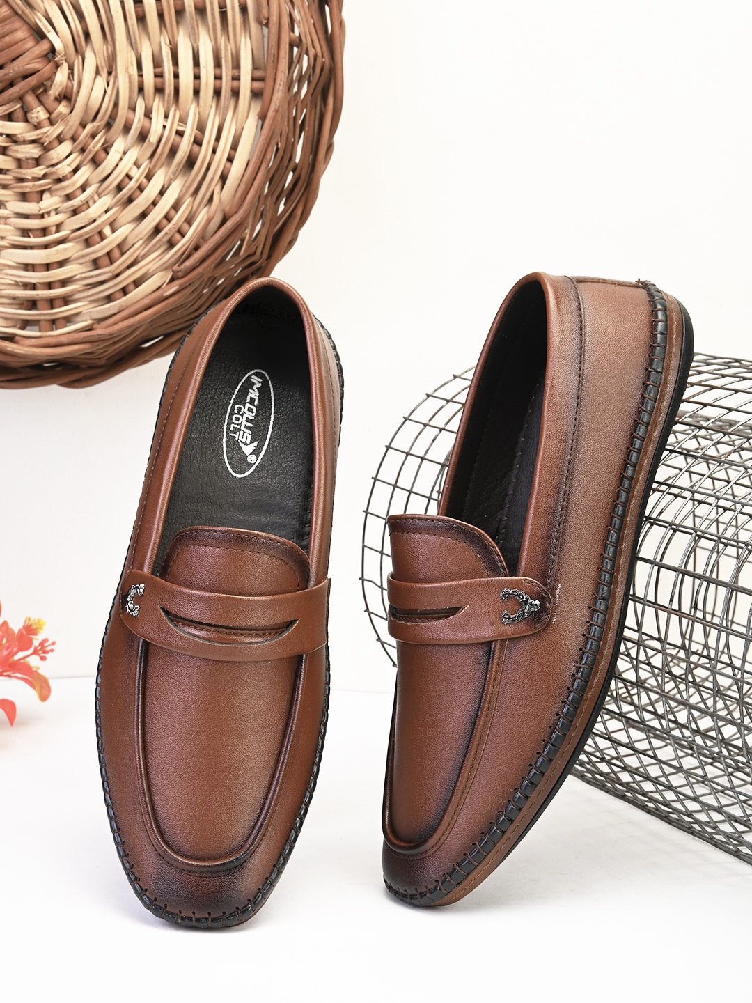 

IMCOLUS Men Lightweight Comfort Insole Penny Loafers, Tan