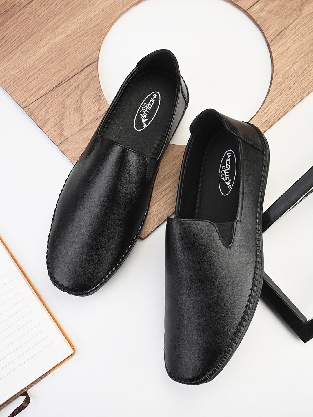 

IMCOLUS Men Lightweight Comfort Insole Slip-On Sneakers, Black