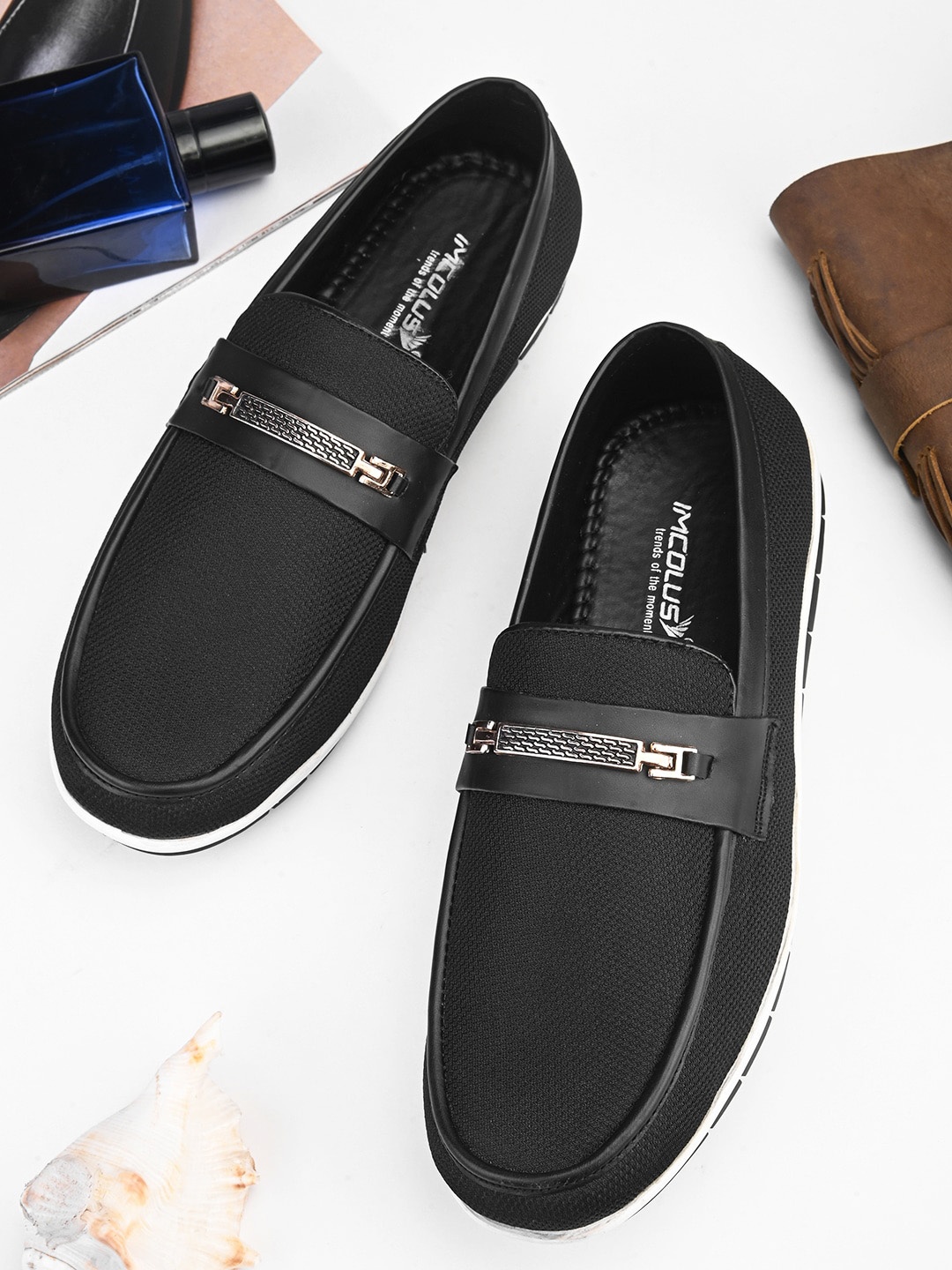 

IMCOLUS Men Textured Lightweight Comfort Insole Horsebit Loafers, Black