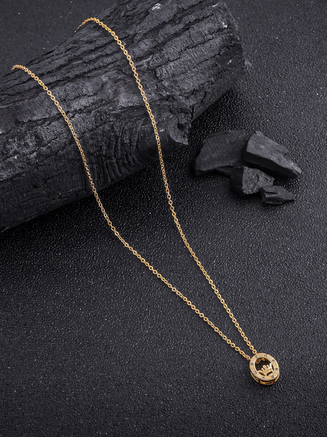 

DressBerry Gold Plated Stones Studded King Taj Shape Pendant & Chain