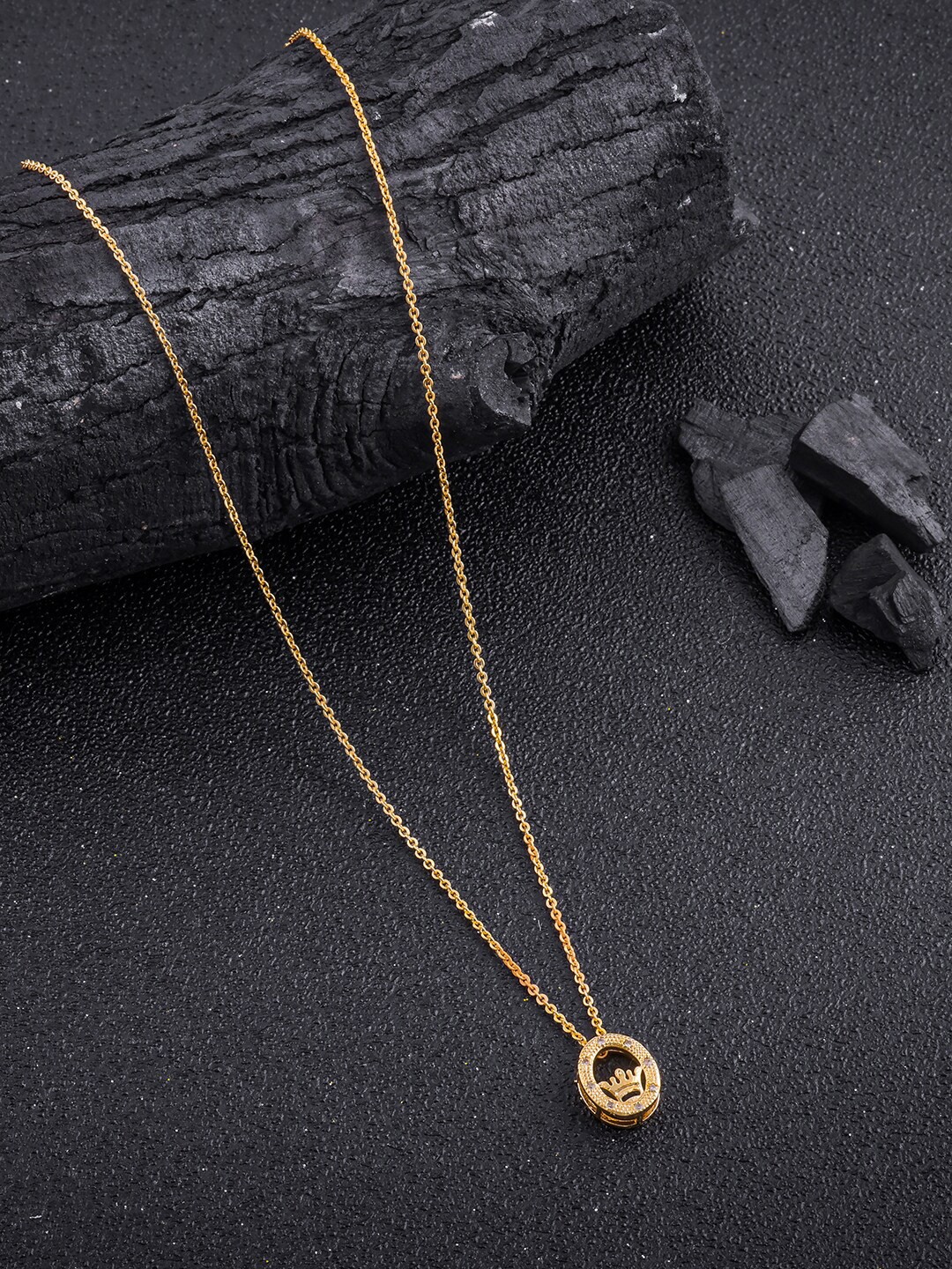 

DressBerry Gold Plated Stones Studded King Taj Shape Pendant & Chain