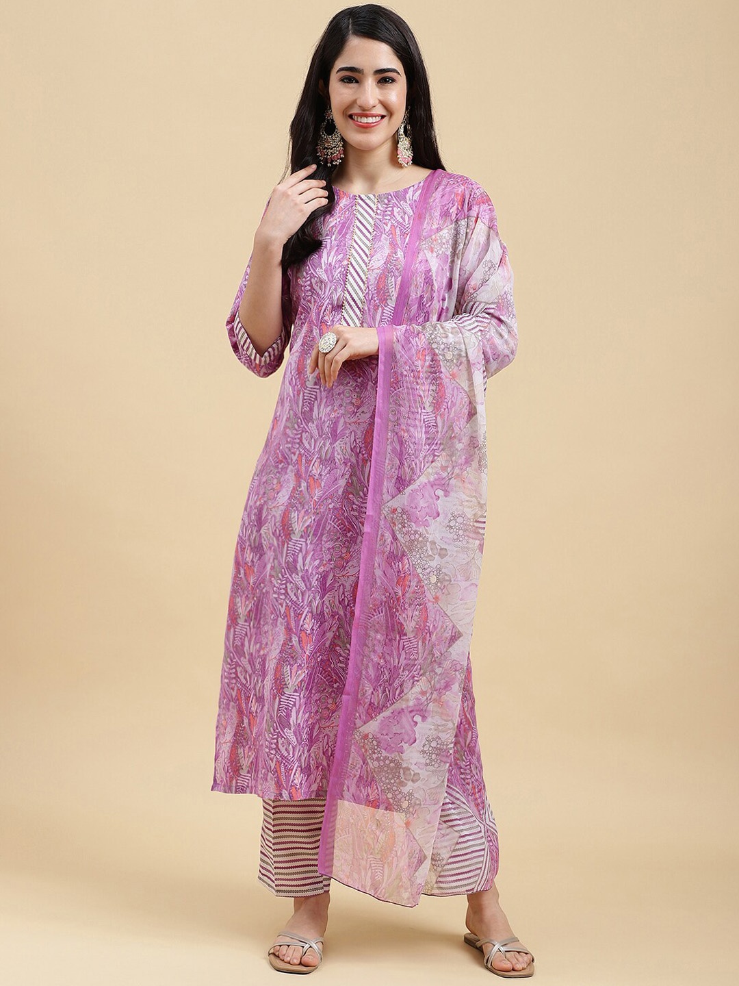 HERE&NOW Floral Printed Gotta Patti Kurta with Trousers & Dupatta, Lavender