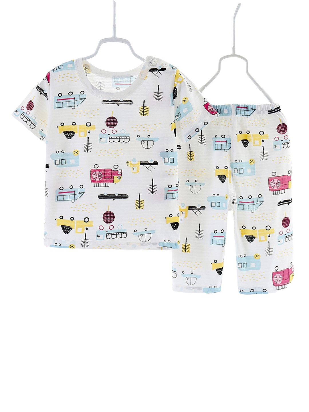 

StyleCast Boys White Conversational Printed Night Suit