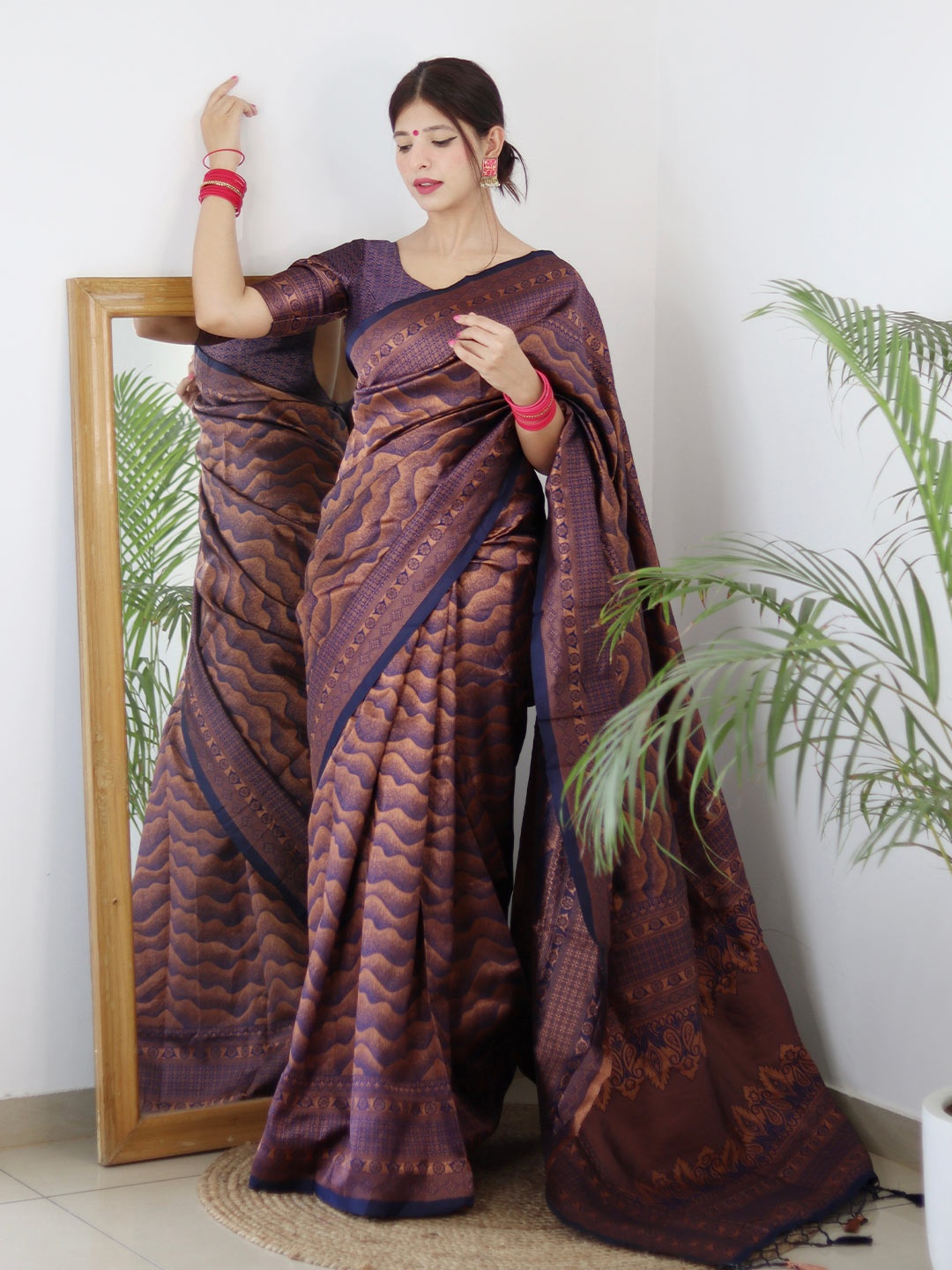 

ALMAARI FASHION Ethnic Motifs Woven Design Zari Pure Silk Kanjeevaram Saree, Blue