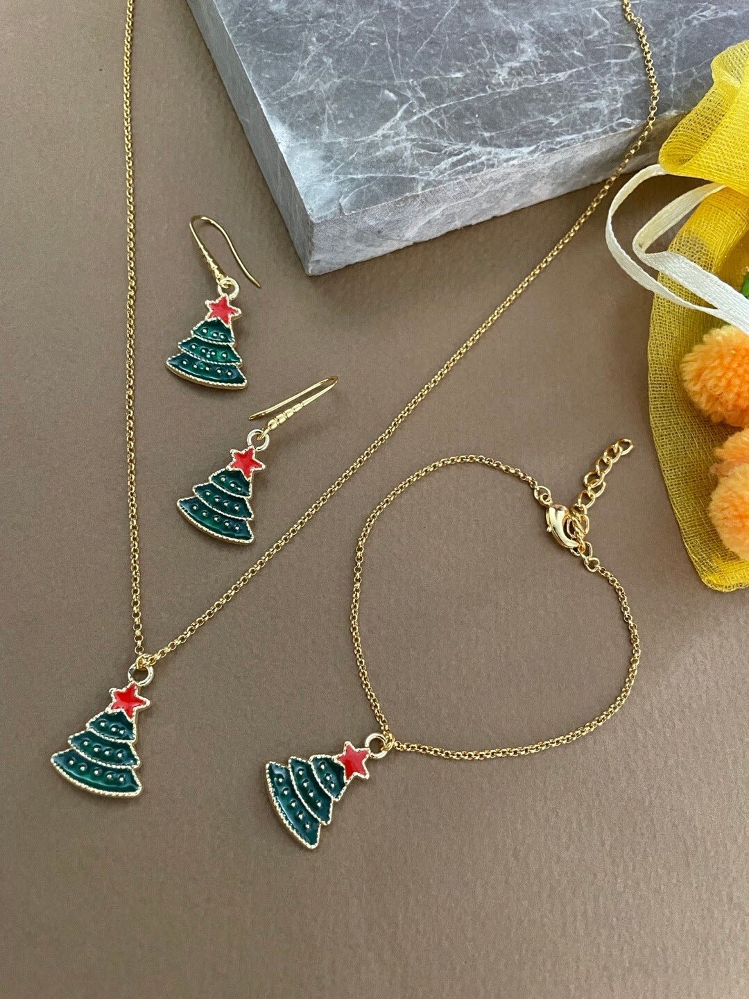 

Digital Dress Room Gold-Plated Christmas Charm Enamelled Necklace & Earrings With Bracelet