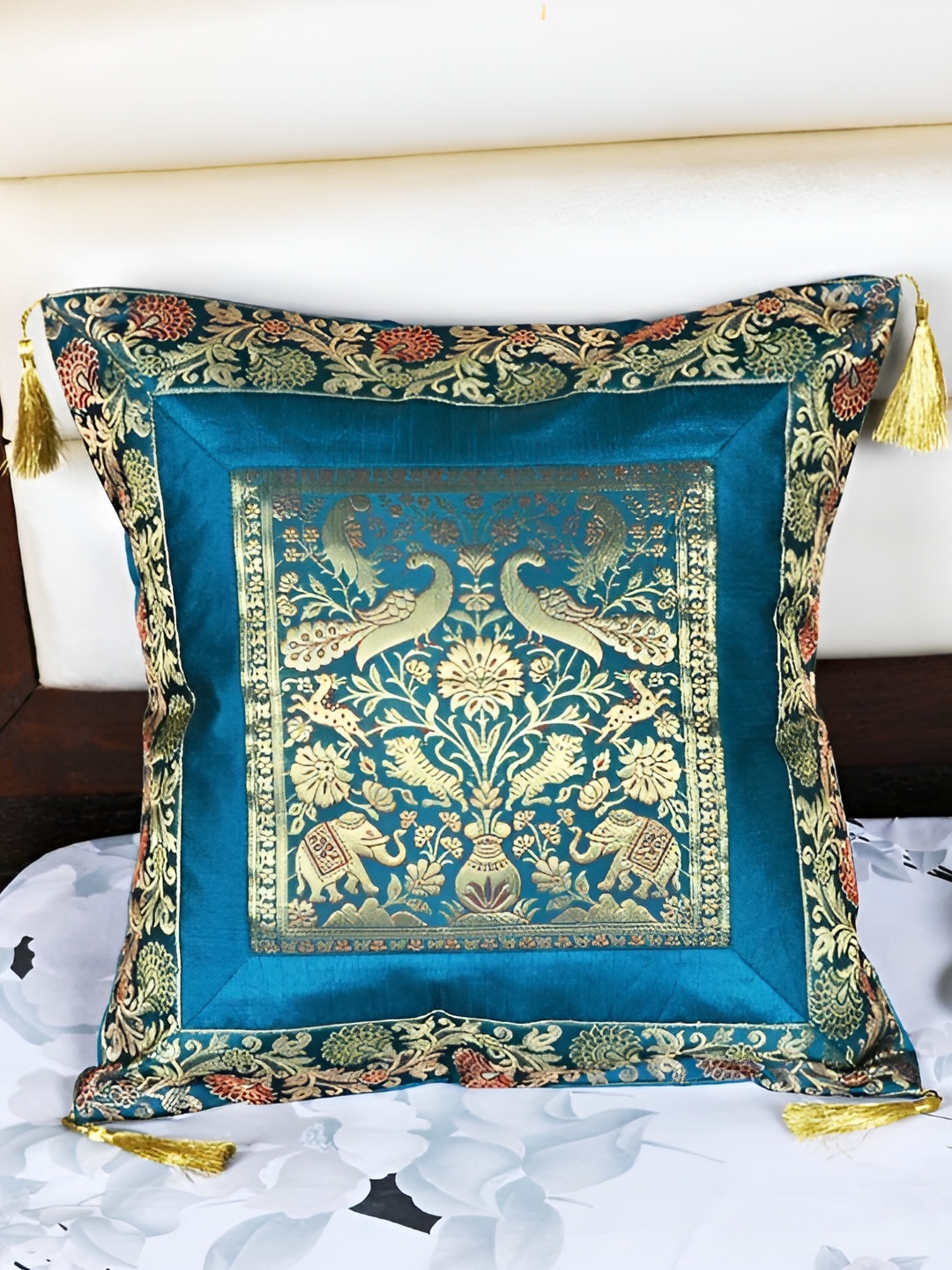 

Lal Haveli Green & Gold Toned Ethnic Motifs Square Cushion Cover