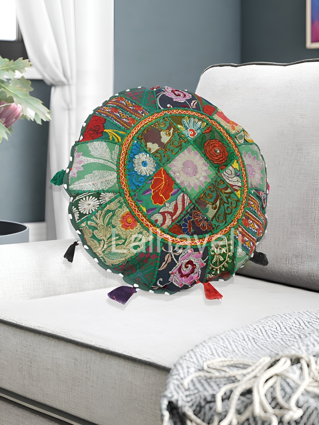 

Lal Haveli Green Ethnic Motifs Silk Square Cushion Cover