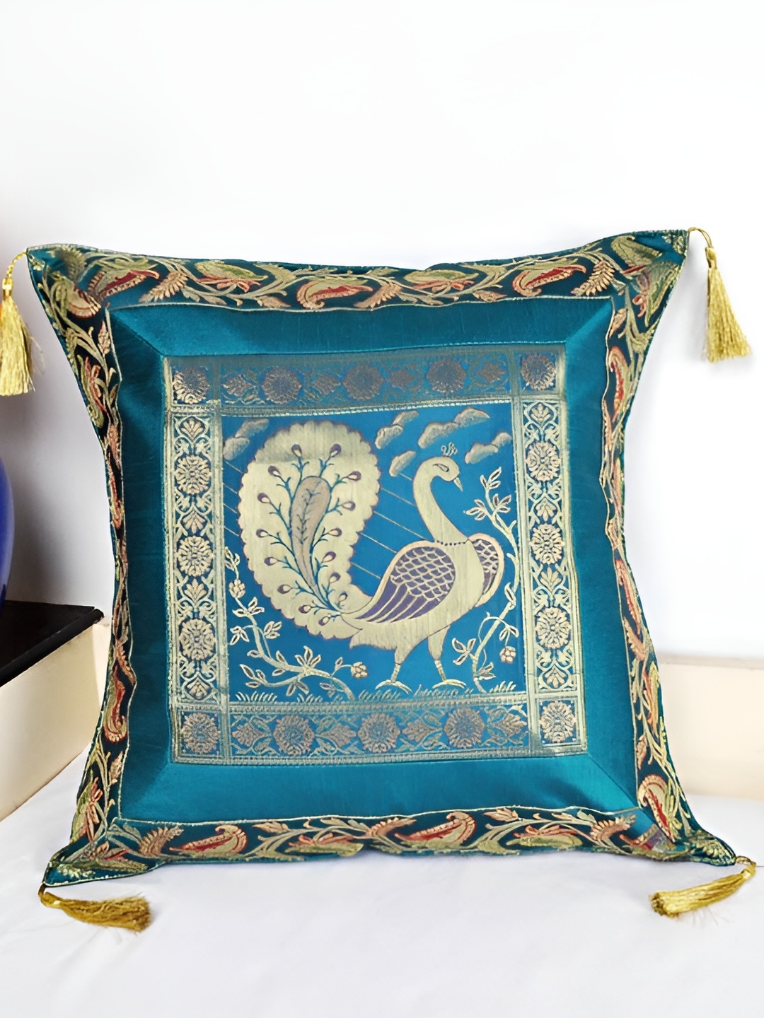 

Lal Haveli Green & Gold Toned Ethnic Motifs Square Cushion Cover