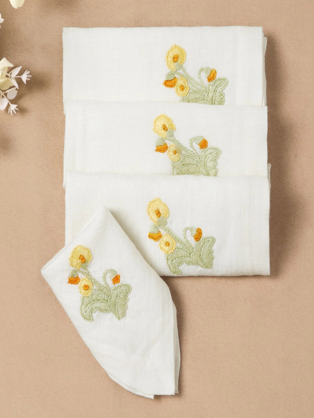 

DESIGN GAATHA Cream & Yellow 4 Pieces Embroidered Pure Linen Table Napkins