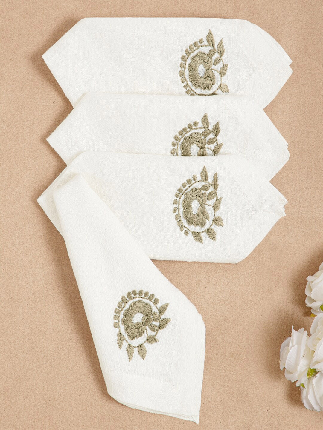 

DESIGN GAATHA Cream & Grey 4 Pieces Embroidered Linen Table Napkins