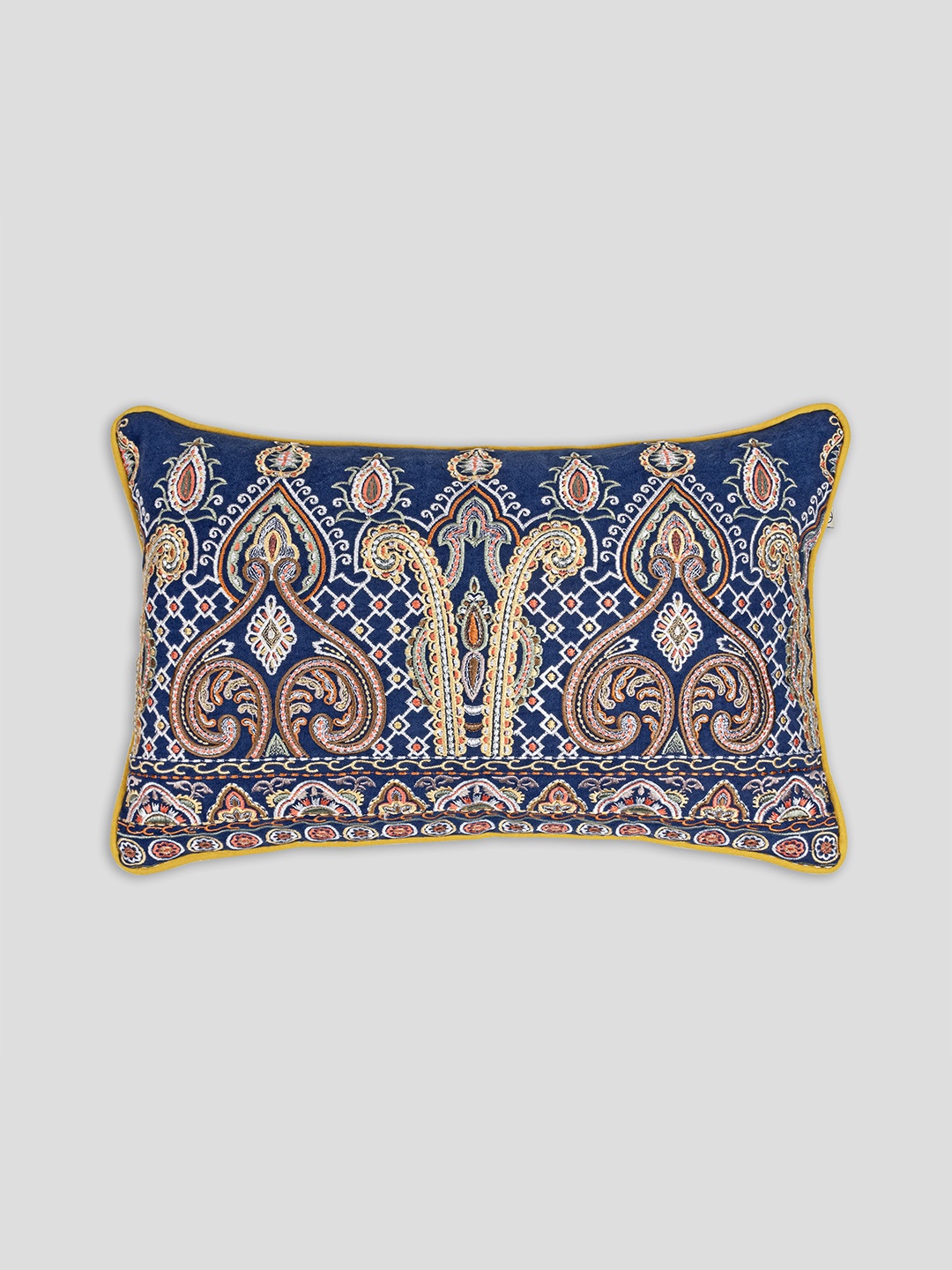 

HOUMN Blue & White Ethnic Motifs Cotton Rectangle Cushion Cover