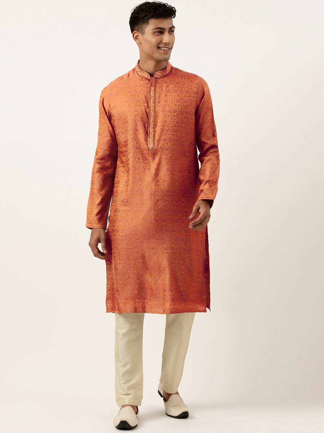 TheEthnic.Co Floral Woven Design Thread Work Kurta With Trousers, Rust