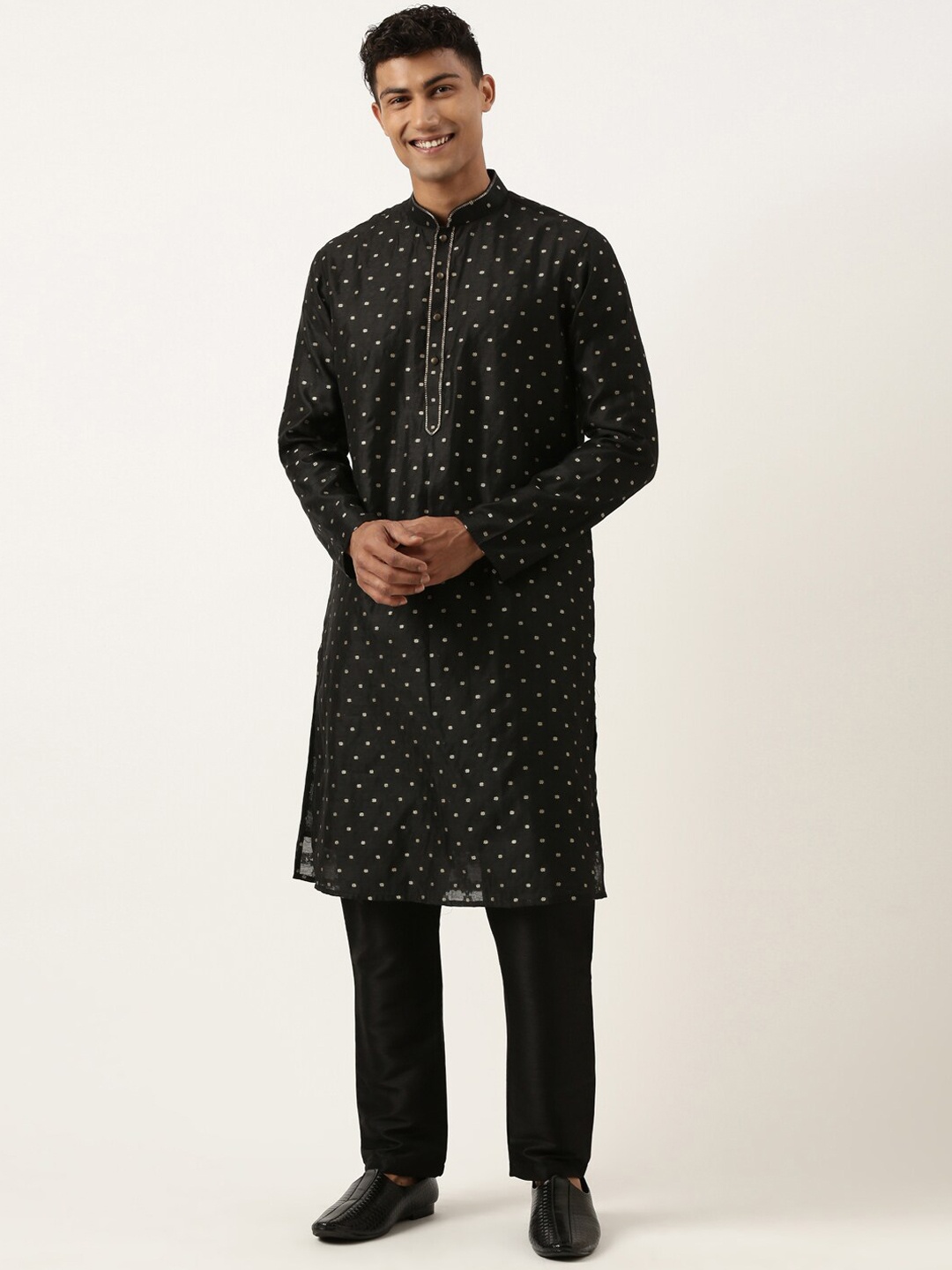 

TheEthnic.Co Ethnic Motif Woven Design Regular Straight Kurta with Pyjamas, Black