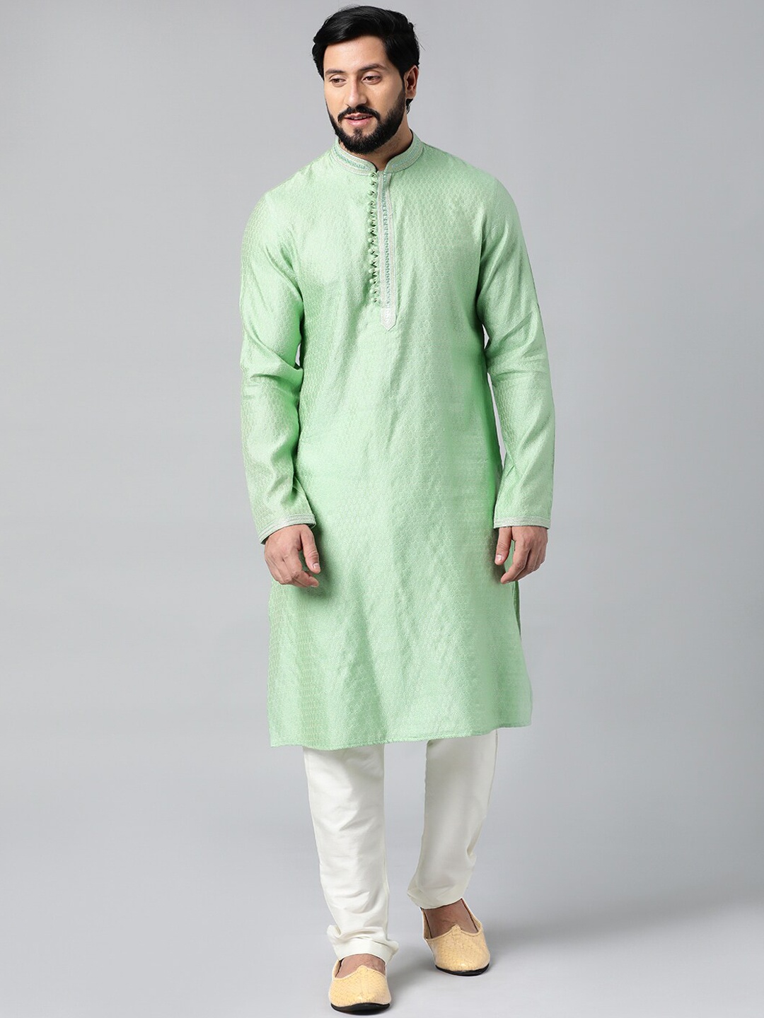 

TheEthnic.Co Ethnic Motifs Woven Design Regular Kurta with Trousers, Green