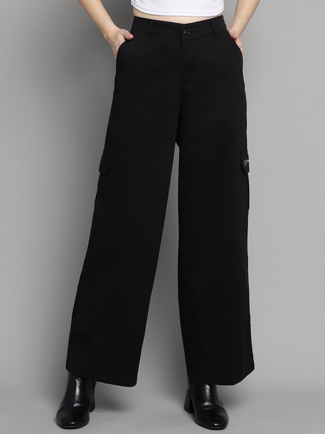 

Xpose Women Comfort Straight Fit High-Rise Easy Wash Pure Cotton Cargos, Black