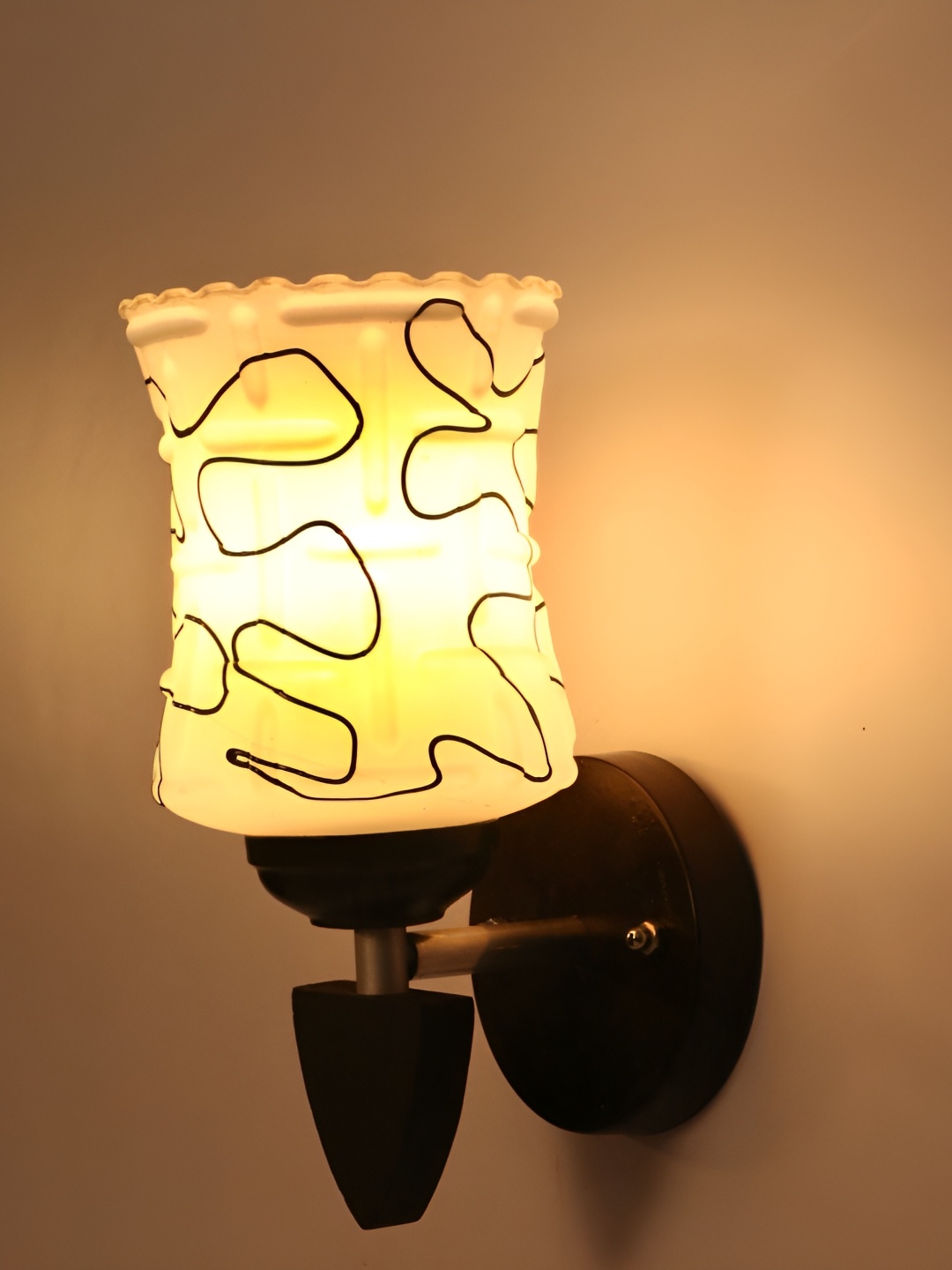 

Afast Black Glass Wall Lamp, White