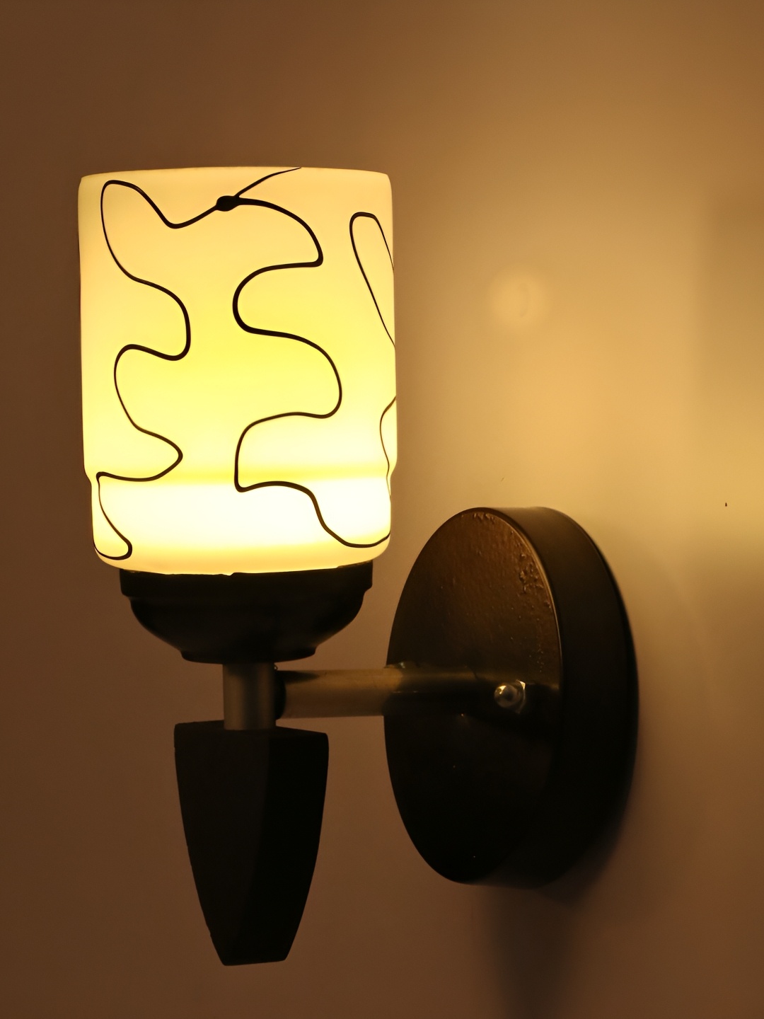 

Afast Black & White Printed Cylinder Shaped Glass Wall Lamp
