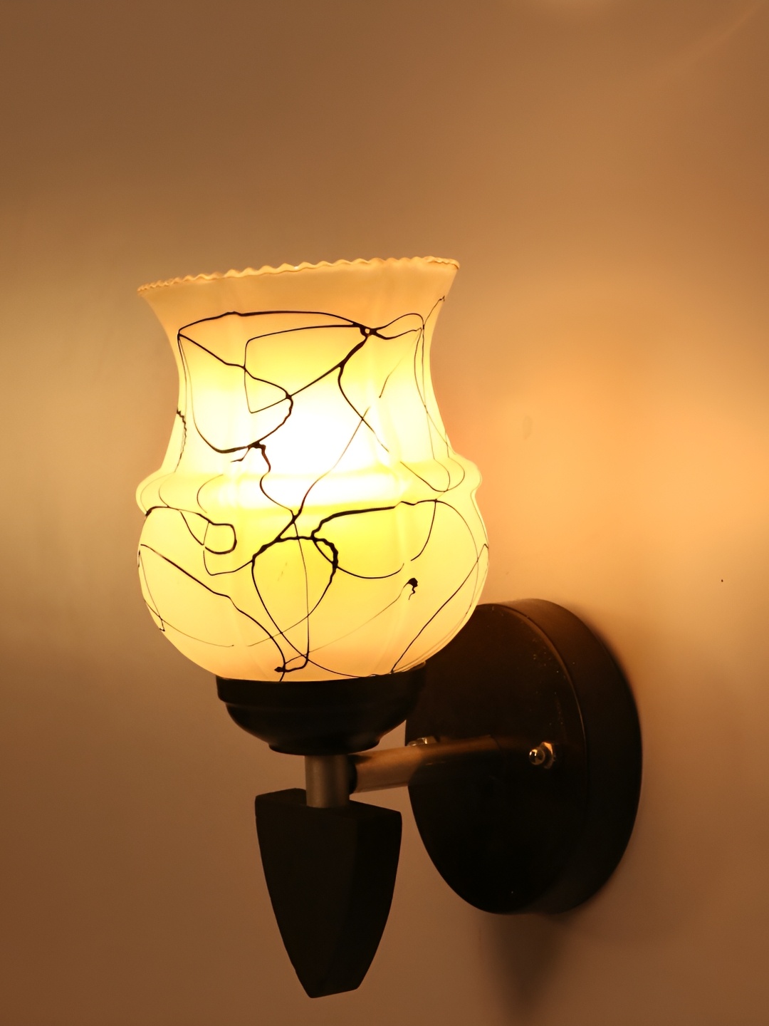 Afast Black & White Printed Abstract Shaped Glass Wall Lamp