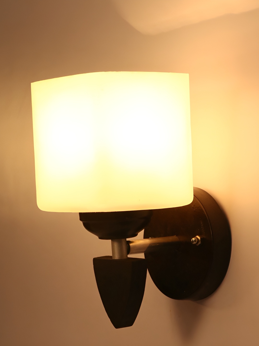 Afast White & Black Square Shaped Glass Wall Lamp