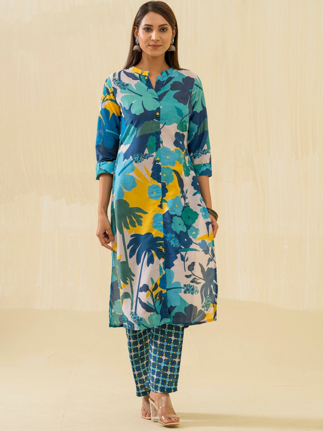Sangria Blue Floral Printed Mandarin Collar Straight Kurta & Trouser