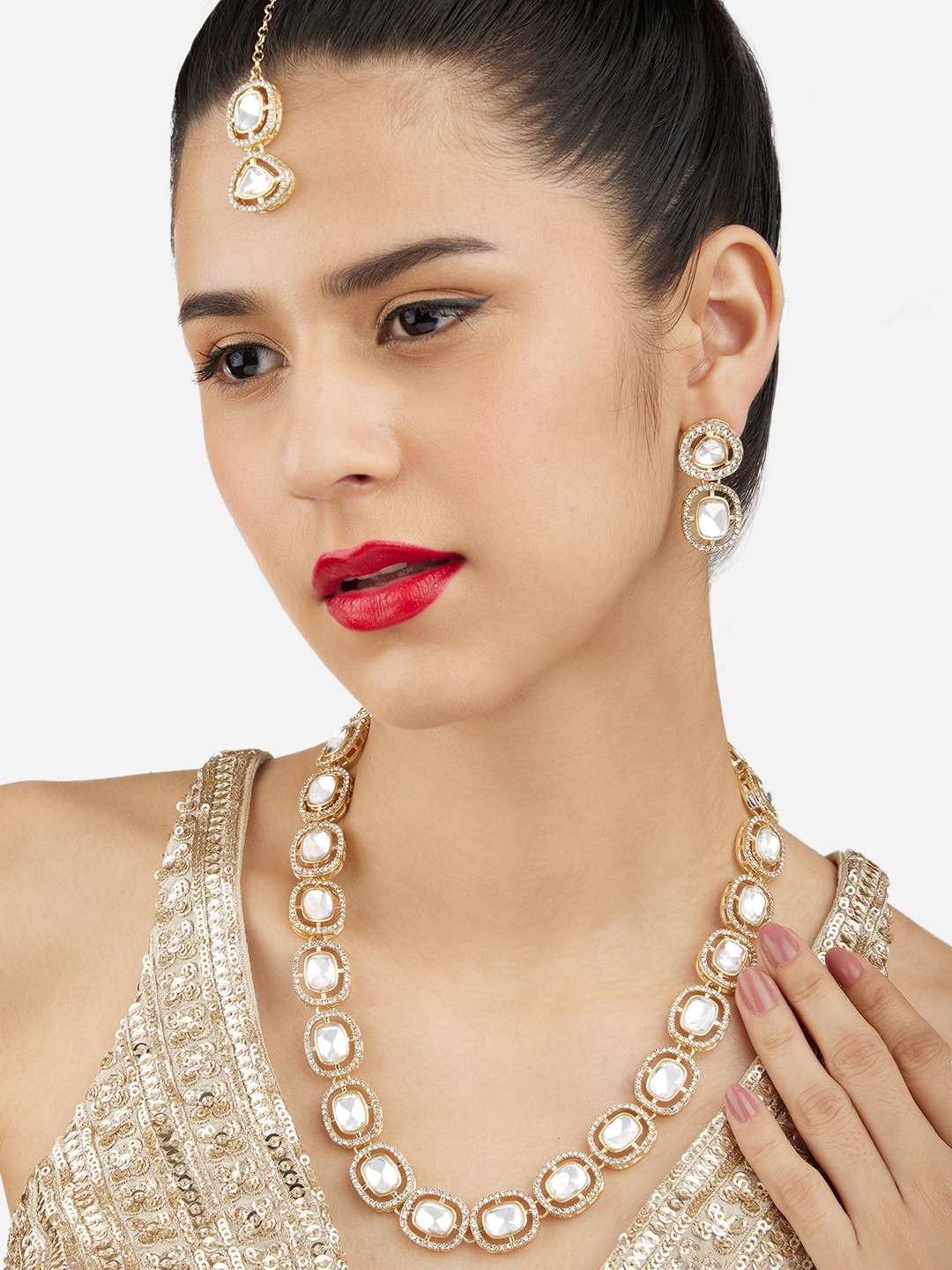 

Zaveri Pearls Gold-Plated Austrian Diamonds & Stones Studded Jewellery Set