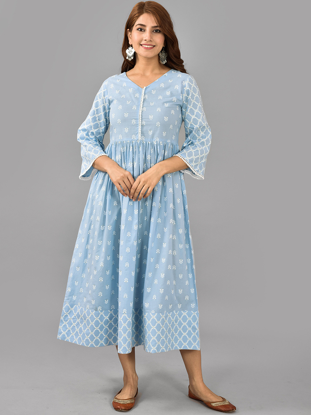 

AAYUMI Ethnic Motifs Printed V-Neck Pure Cotton Anarkali Kurta, Blue