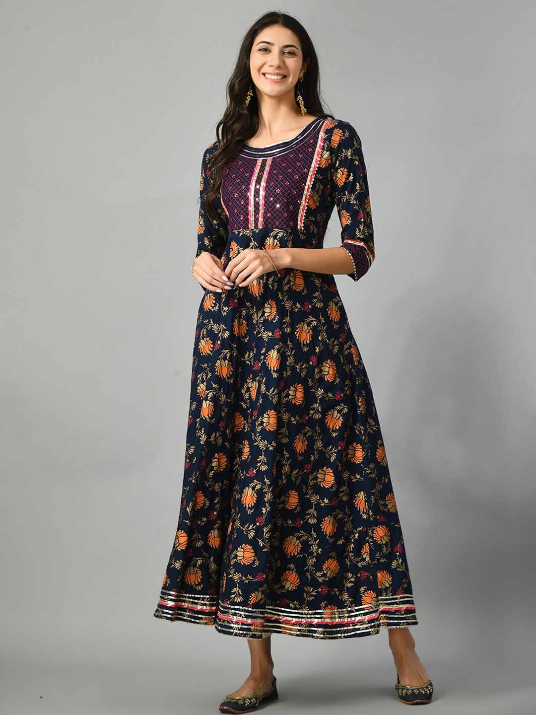 

DOISA Round Neck Floral Printed Gotta Patti Anarkali Kurta, Navy blue