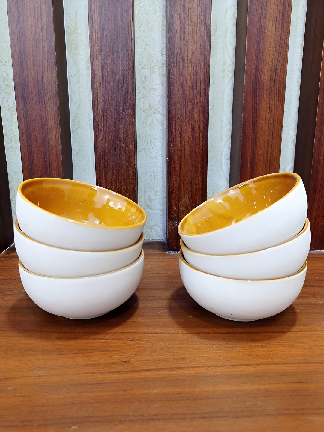 

caffeine White & Brown 6 Pieces Ceramic Microwave Safe Glossy Finish Bowls