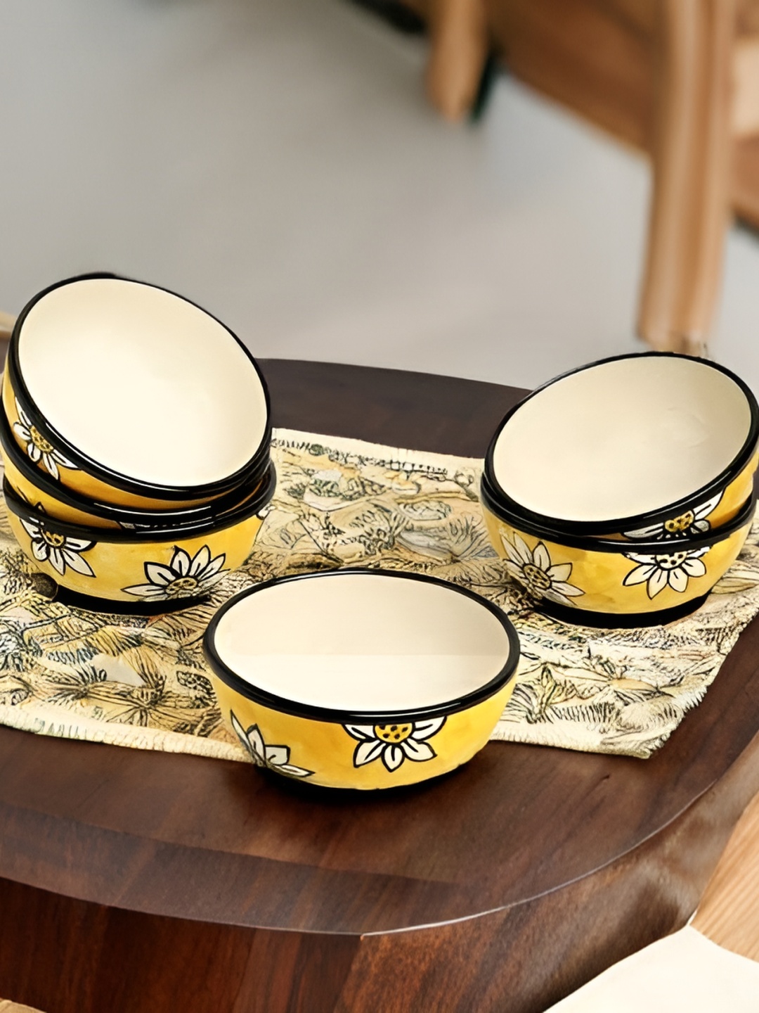 

caffeine Yellow 6 Pieces Floral Print Ceramic Microwave Safe Glossy Finish Bowls