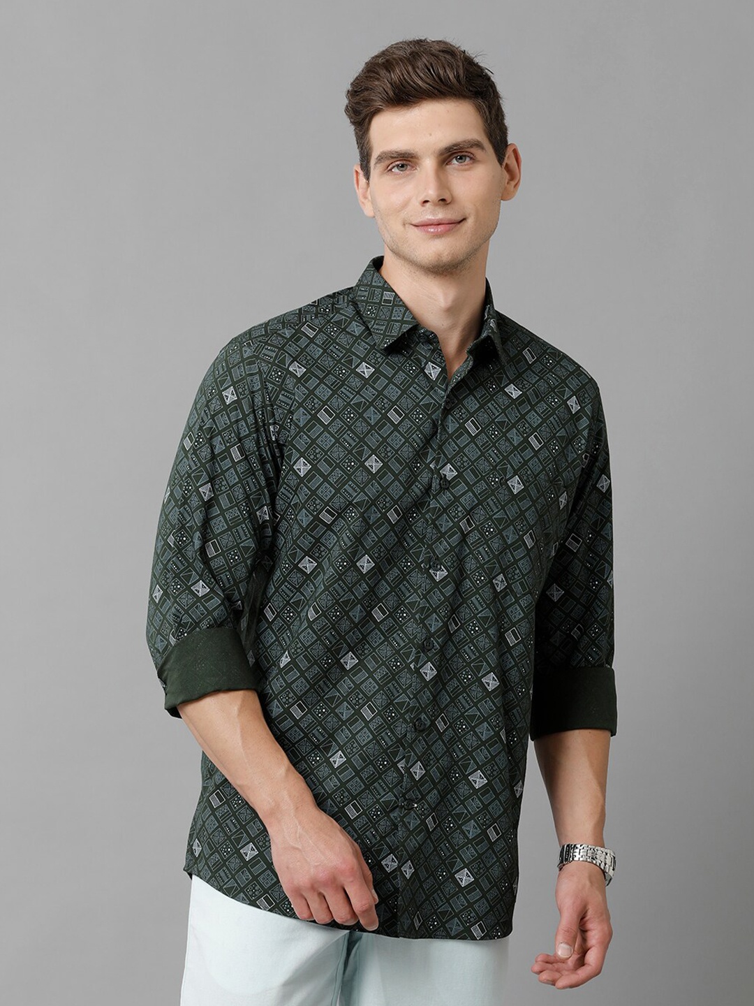 

CAVALLO by Linen Club Geometric Printed Contemporary Slim Fit Comfortable Casual Shirt, Green