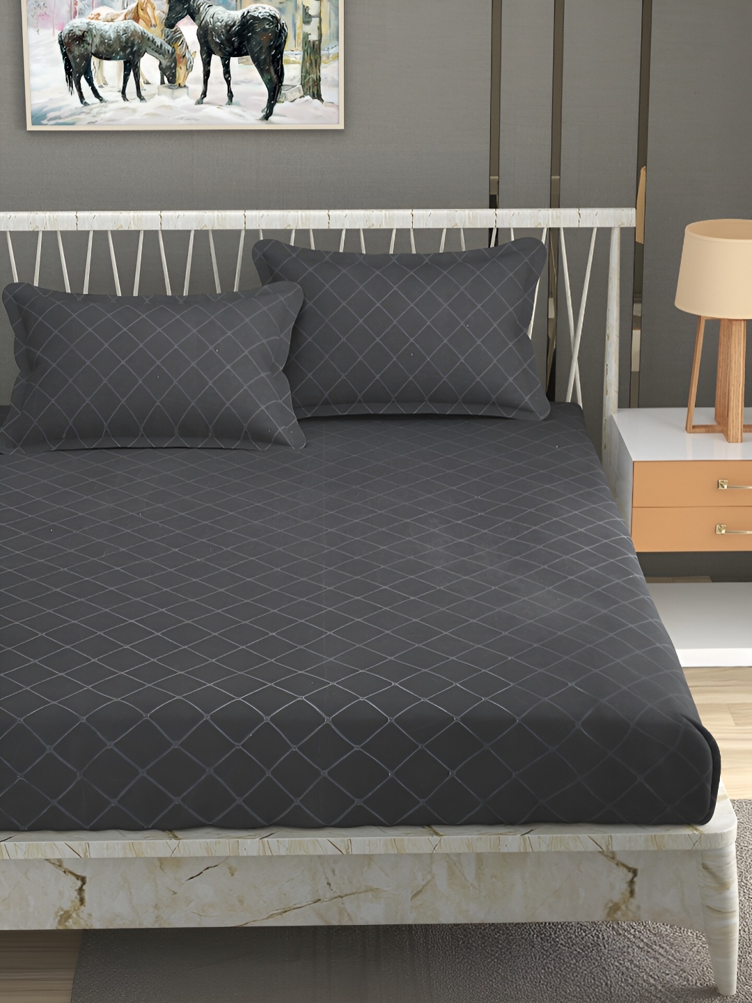 

Bromwick Grey Geometric Cotton 210 TC Queen Bedsheet With 2 Pillow Covers