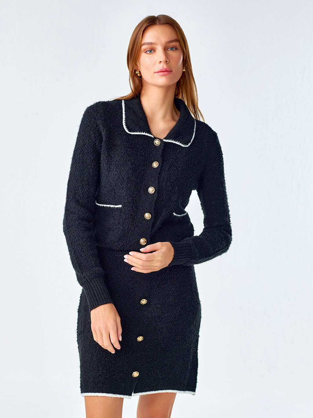 

COVER STORY Shirt Collar Pullover, Black