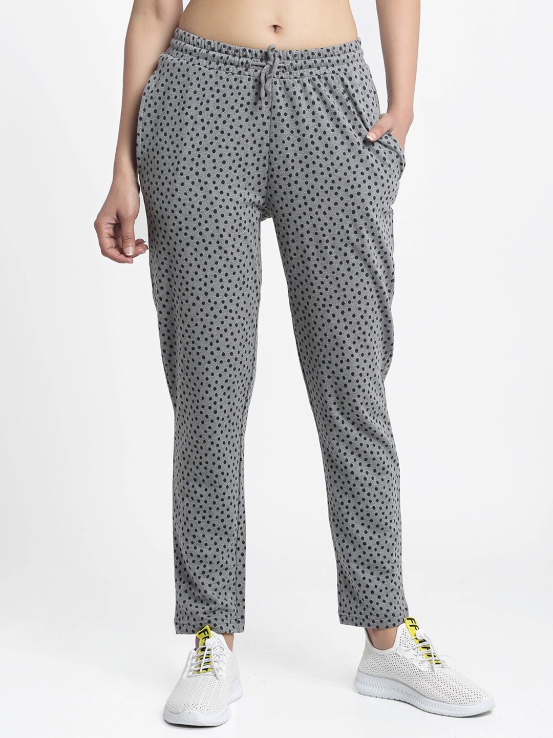

DressBerry Women Grey Polka Dots Printed Relaxed Fit Track Pant