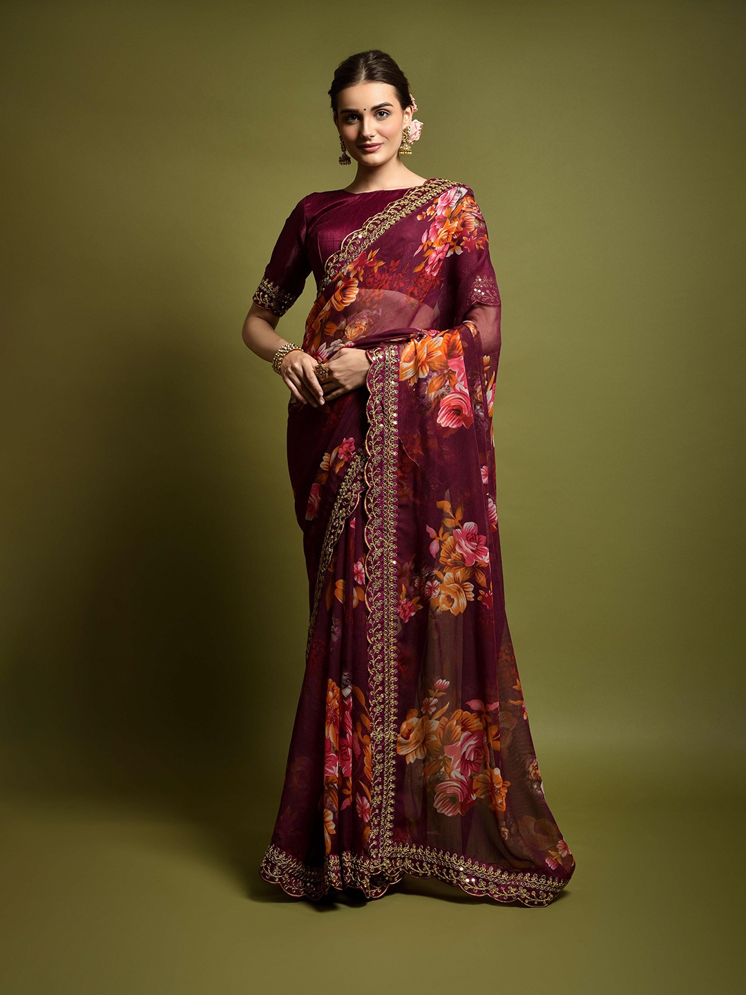 

DWINI Floral Embroidered Pure Georgette Saree, Purple